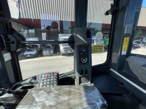 2018 John Deere 644K