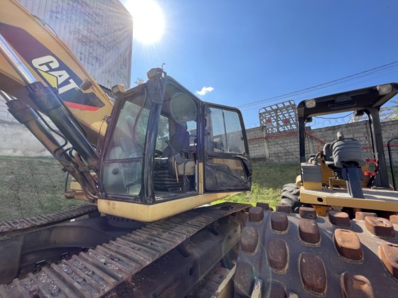 2008 Caterpillar 330DL