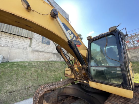 2008 Caterpillar 330DL