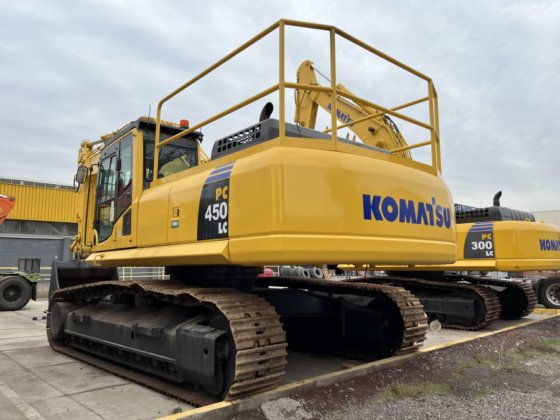 2018 Komatsu PC450LC-8