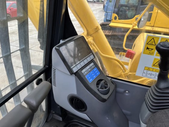 2018 Komatsu PC450LC-8