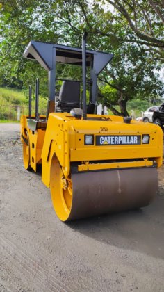 2011 Caterpillar CB434D