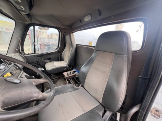 2015 Freightliner M2 112