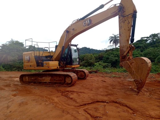 2022 Caterpillar 320