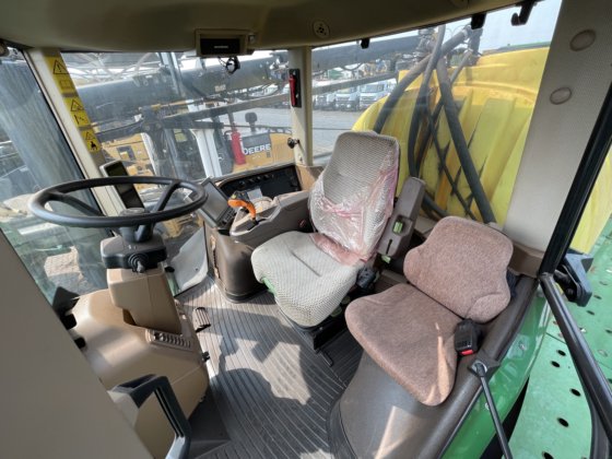 2022 John Deere M4030