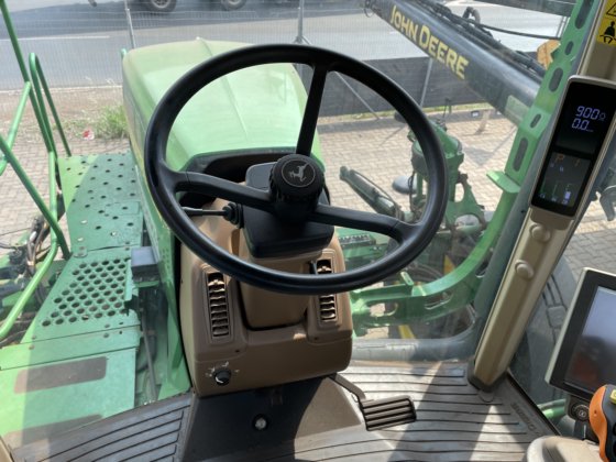 2022 John Deere M4030