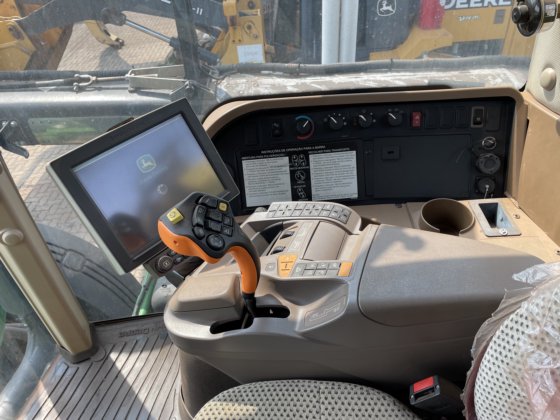 2022 John Deere M4030