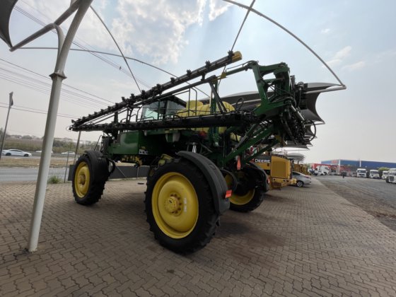 2022 John Deere M4030
