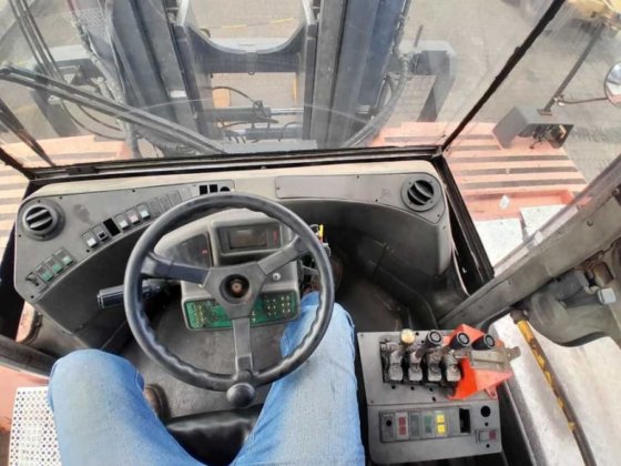 2012 Kalmar DCF450-12