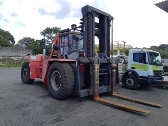 2012 Kalmar DCF450-12