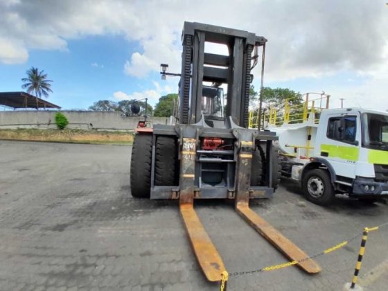 2012 Kalmar DCF450-12