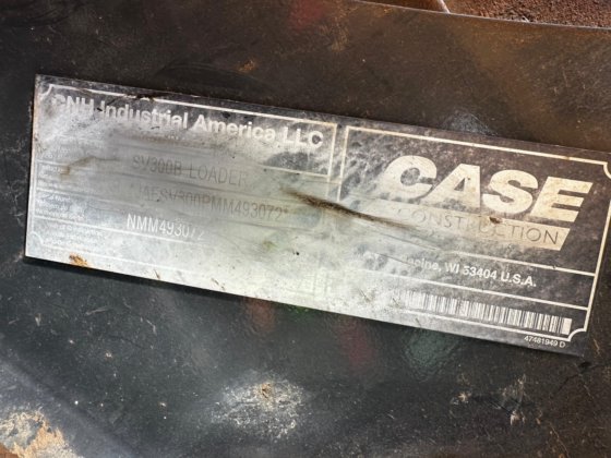 2021 Case SV300B