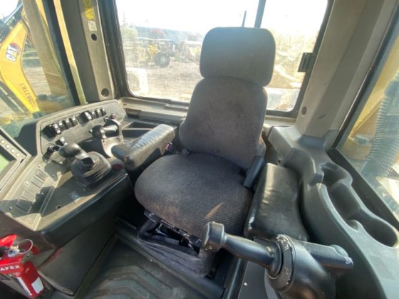 2011 Caterpillar D8T