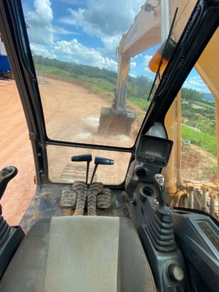 2014 Hyundai R330C-9