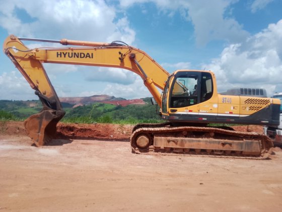 2014 Hyundai R330C-9