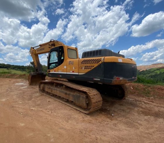 2014 Hyundai R330C-9