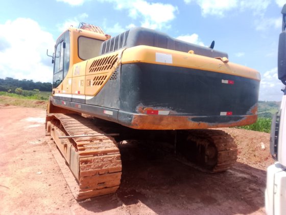 2014 Hyundai R330C-9