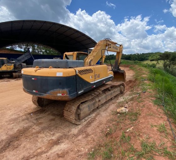 2014 Hyundai R330C-9