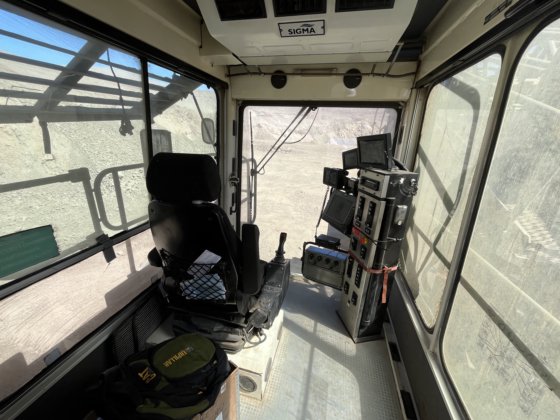 2019 Caterpillar 6040FS