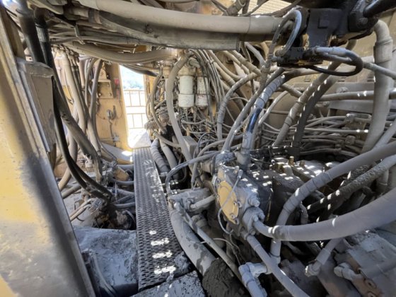 2019 Caterpillar 6040FS