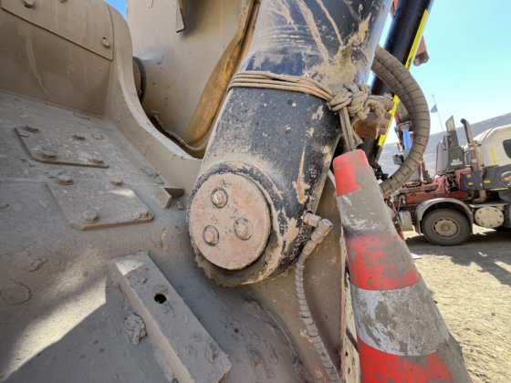 2019 Caterpillar 6040FS