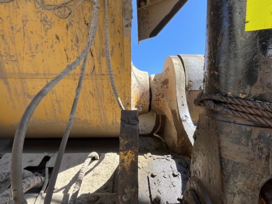 2019 Caterpillar 6040FS