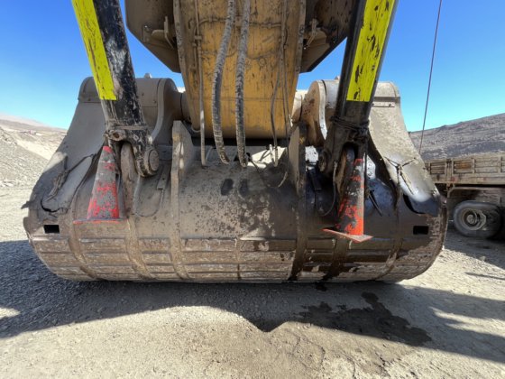 2019 Caterpillar 6040FS