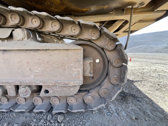 2019 Caterpillar 6040FS