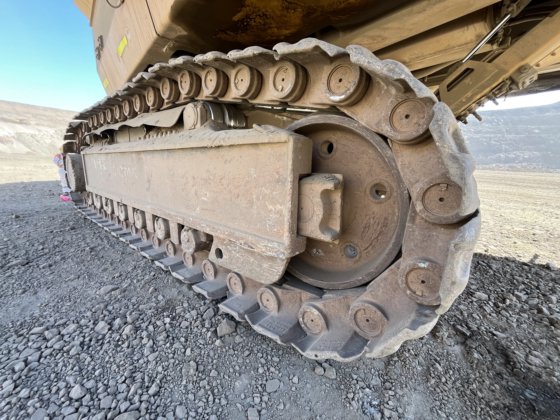 2019 Caterpillar 6040FS