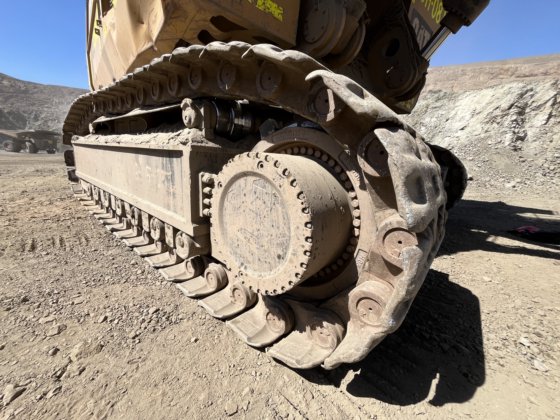 2019 Caterpillar 6040FS