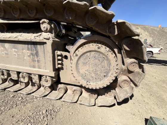 2019 Caterpillar 6040FS