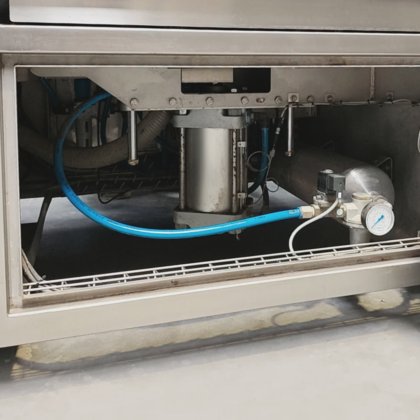 WEBOMATIC TL500 自動包装機（トレーシーラー）