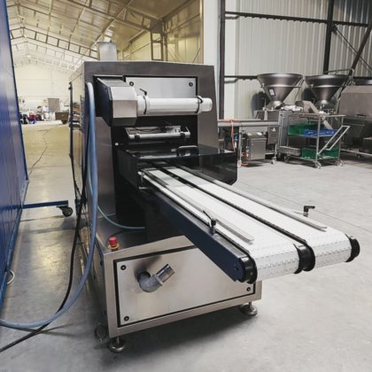 WEBOMATIC TL500 自動包装機（トレーシーラー）