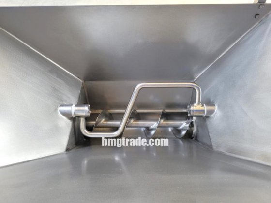 2005 Risco TR130 狼式搅拌机