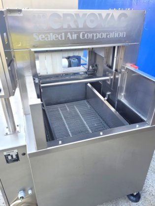 Cryovac包装・収縮ライン