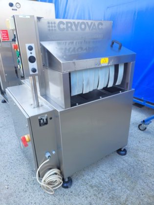 Cryovac包装・収縮ライン