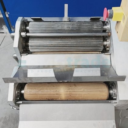 2016 SPOMASZニーディングマシン