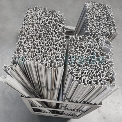 三角形铝制烟杆