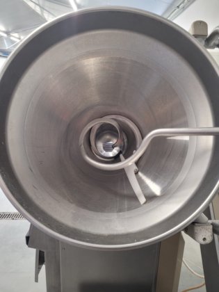 汉德曼真空灌装机 VF80B