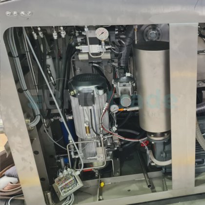 真空切割机 NOMA KN-550 V Nowicki