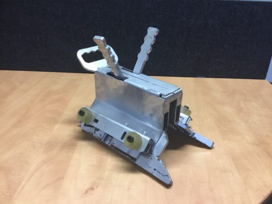 WNS 导向滑架与 RAS 管道封口机和管道拉链兼容