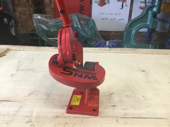 WNS 无喉剪/弯刀剪 100 毫米