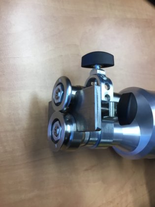 WNS バッテリー式スウェージングマシン