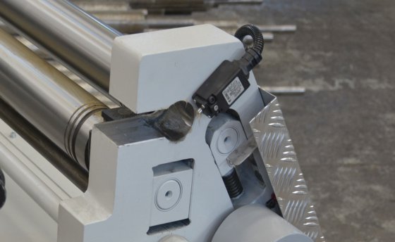 WNS ISITAN 动力折弯辊