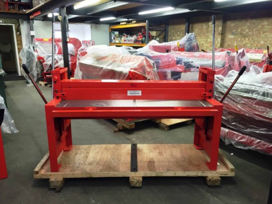 WNS 1500 毫米杠杆式断头台