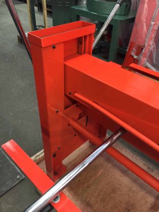 WNS 1500 毫米杠杆式断头台