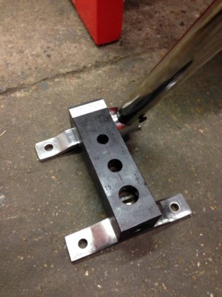 WNS 手动管子/管子缺口器 1/2 英寸