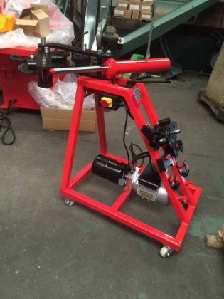 WNS油圧式パイプベンダー、3または4ダイ付き