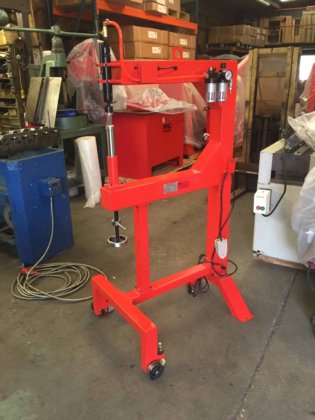 WNS 610 毫米气动刨锤