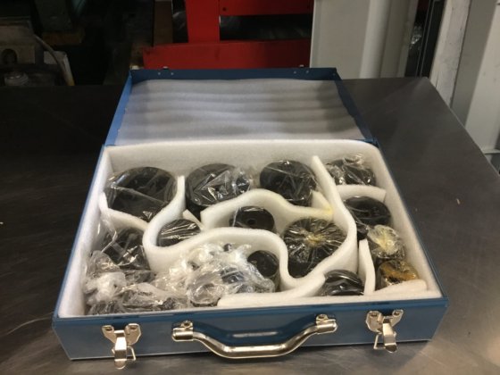 WNS 冲孔和喇叭口模具组